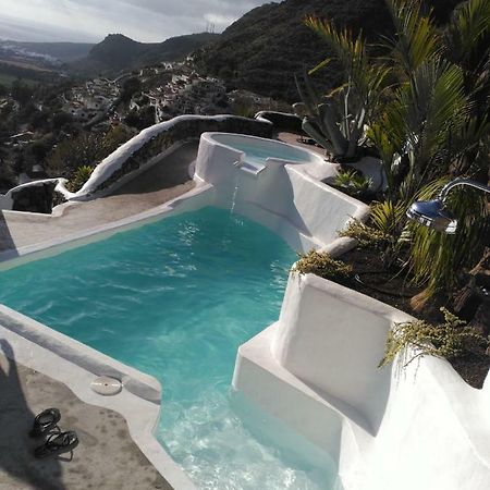 アガエテ Vilna House With Private Pool, Jacuzzi And Garden -Optional Pool And Jacuzzi Heatingヴィラ エクステリア 写真