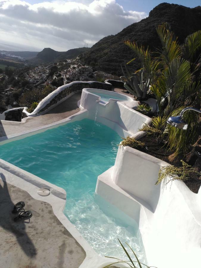 アガエテ Vilna House With Private Pool, Jacuzzi And Garden -Optional Pool And Jacuzzi Heatingヴィラ エクステリア 写真