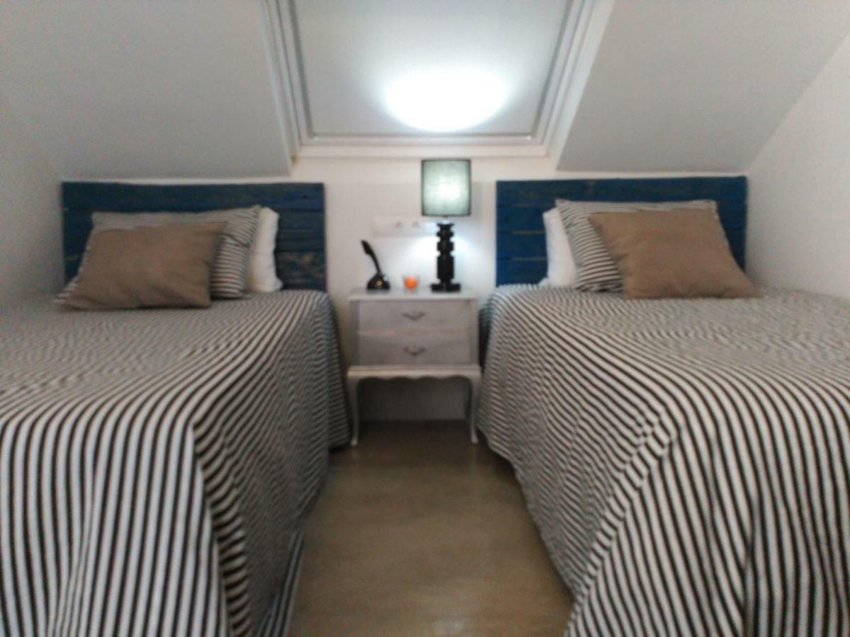 アガエテ Vilna House With Private Pool, Jacuzzi And Garden -Optional Pool And Jacuzzi Heatingヴィラ エクステリア 写真