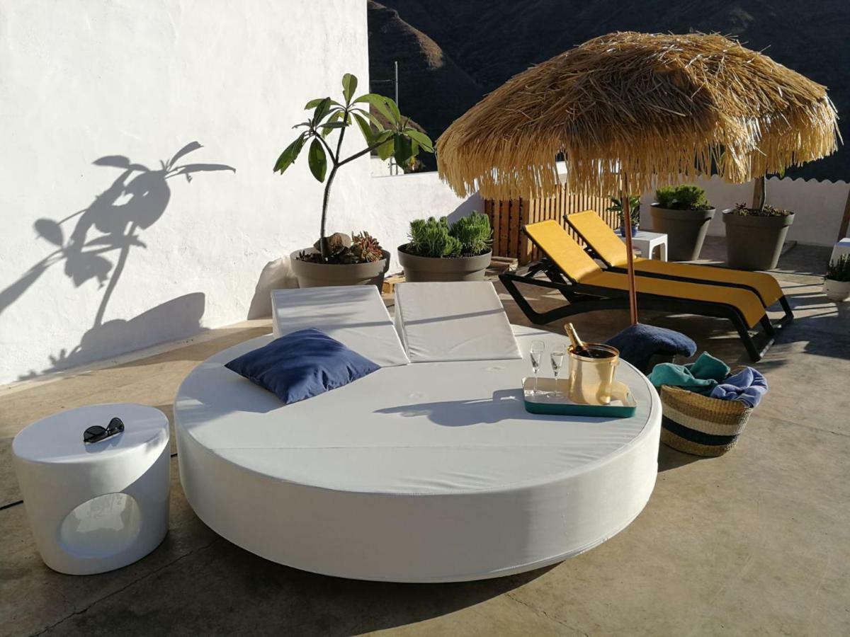 アガエテ Vilna House With Private Pool, Jacuzzi And Garden -Optional Pool And Jacuzzi Heatingヴィラ エクステリア 写真